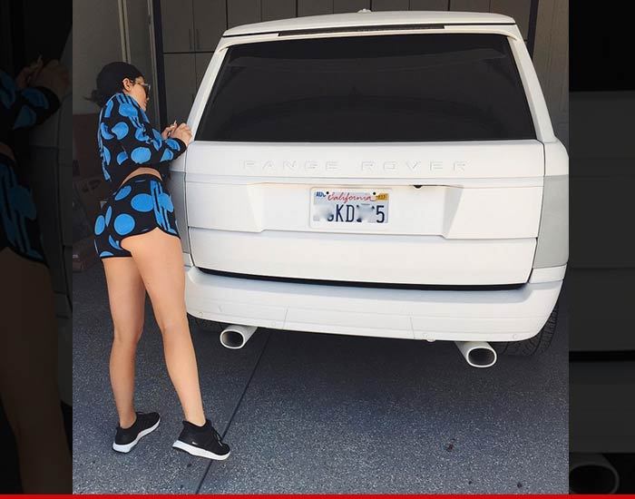 Kylie Jenner – I'm Putting My Range Rover Out To Pasture