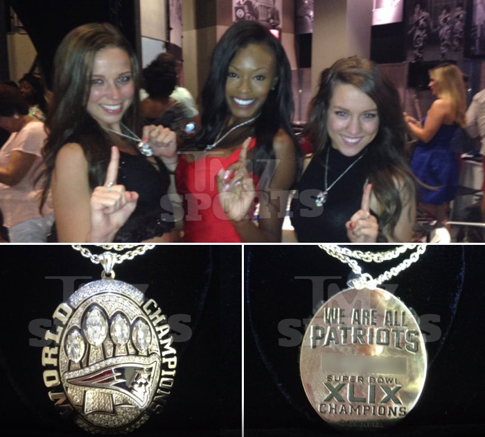 Patriots Cheerleaders -- Flash New Super Bowl Bling ... Boobs Adjacent (PHOTOS)