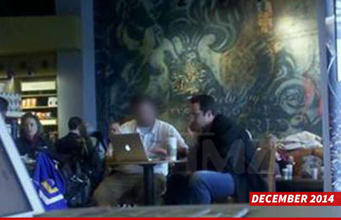 Jared Fogle -- A Latte and a Laptop at Starbucks (PHOTO)