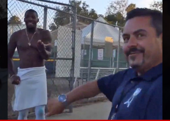Dez Bryant -- Diamond Finder Is Unemployed Volunteer
