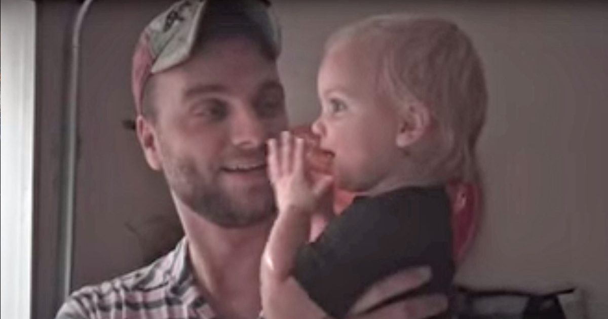 Cutest Reaction -- Baby Loves Playing In The Rain With Dad (VIDEO)