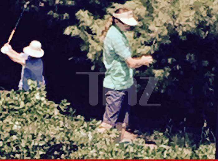 Caitlyn Jenner -- Swingin' at the Golf Course (PHOTO)