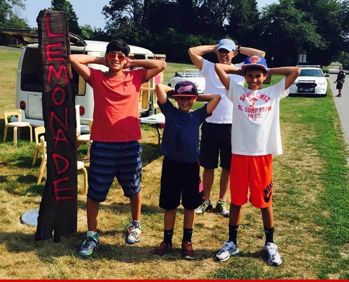 Jerry Seinfeld -- No Lemonade for You ... Cops Shut Down Kid's Biz