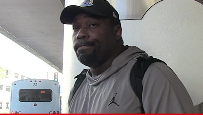 Warren Sapp -- Throw Him In Jail Now ... Prosecutors Say