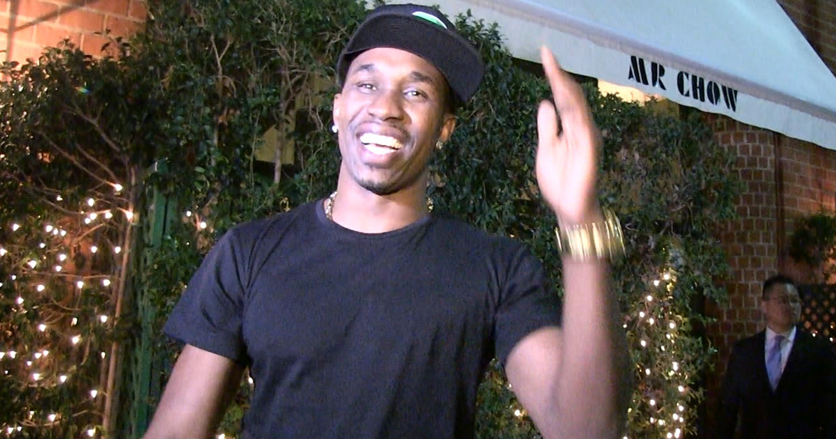 Cricket Superstar Dwayne Bravo -- I Get More Chicks Than Ronaldo ... Seriously.