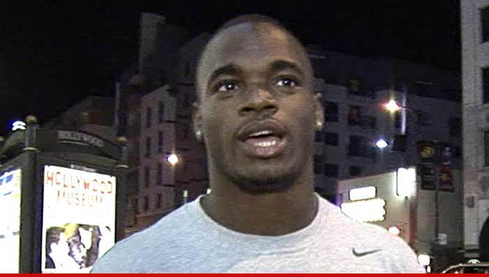 Adrian Peterson --  Alleged Baby Mama Demands $2 Million ... Gets Stiff Arm