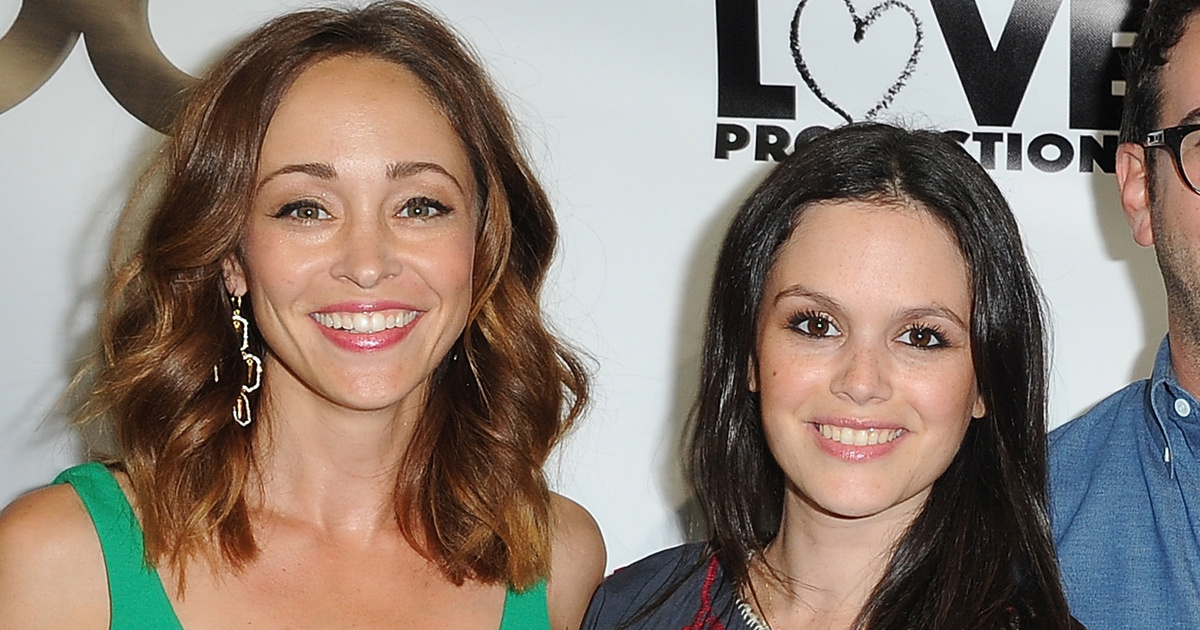 "The O.C." Cast Reunites to See "The Unauthorized O.C. Musical" -- Who - Did The Cast Of The O.c. Get Along