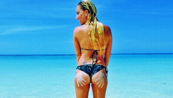 TMZ's Bangin' Backside Photo Contest -- Bootyful!