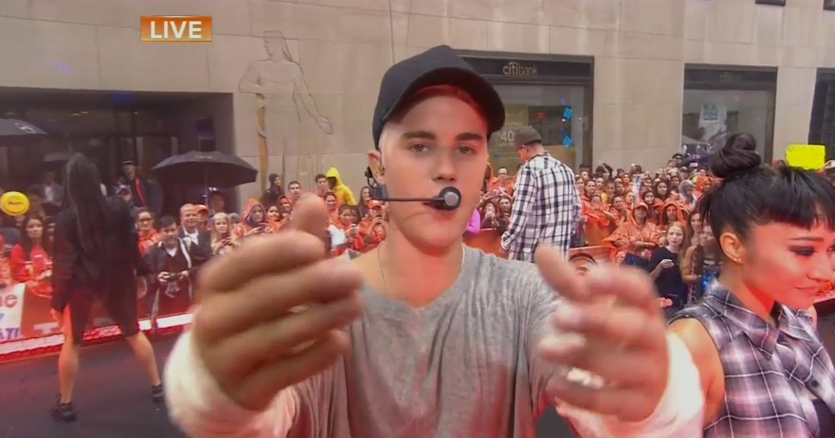 Justin Bieber --  Dresses Down 'Today' Director ... They Can't See Me Dance!!!