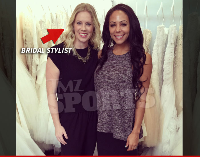 World Cup Champ Sydney Leroux -- Scores Perfect Wedding Gown ... FOR $10,000!!