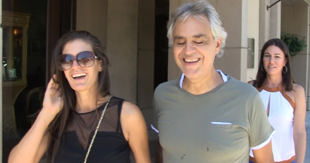 Andrea Bocelli -- Thumbs Up to Shocking Performance By TMZ Photog!!! (VIDEO)