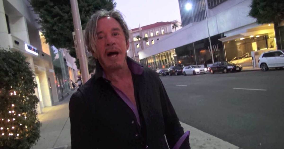 Mickey Rourke -- Donald Trump's a 'Bitch Bully' ... 'I Like the Black Dude' (VIDEO)