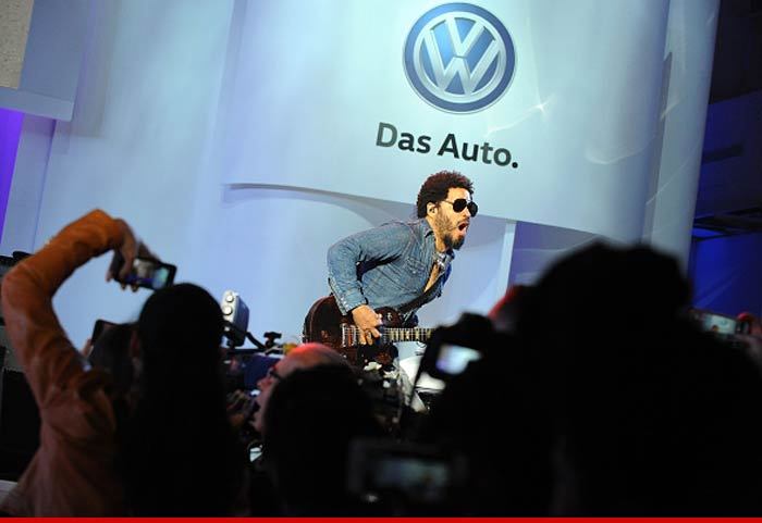 Lenny Kravitz -- Headlines VW Gala ... In Midst of Criminal Probe