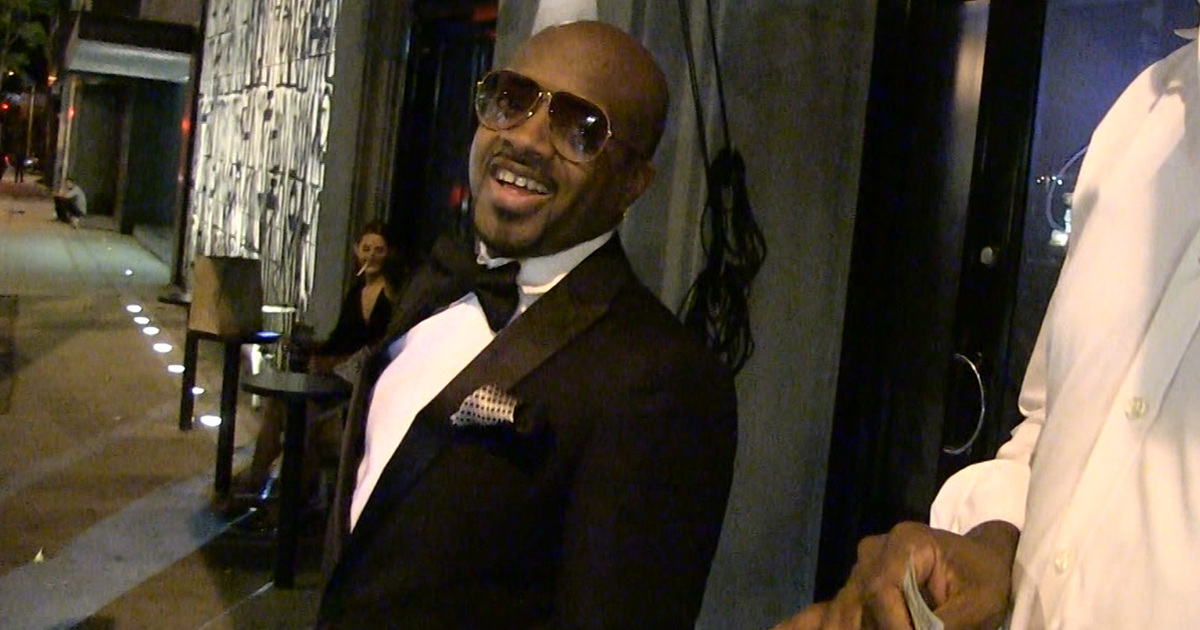 Jermaine Dupri -- Tebow to the Cowboys?? So So Dumb.