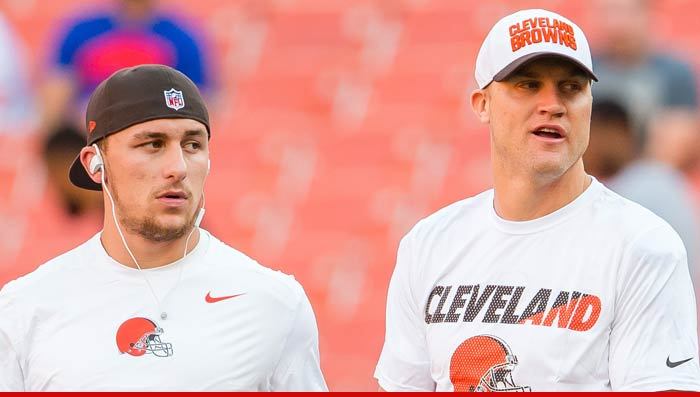 Cleveland Browns Players -- Furious Over Johnny Manziel ... 'Put Him In the Damn Game'