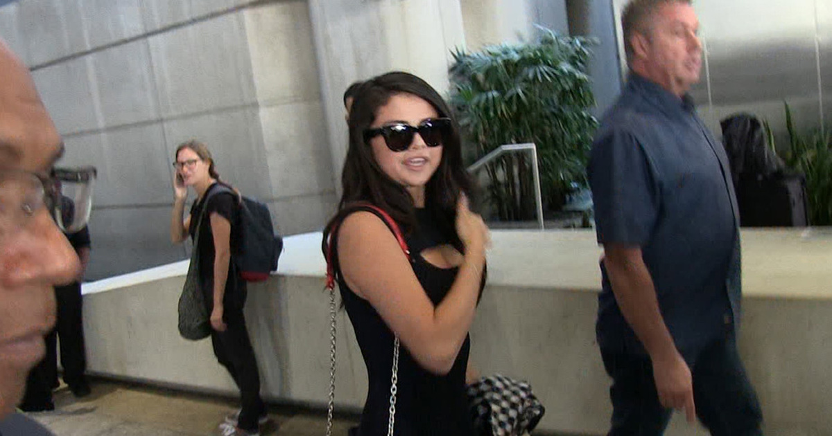 Selena Gomez -- I'm Lookin' for a Guy Down Under!!! (VIDEO)