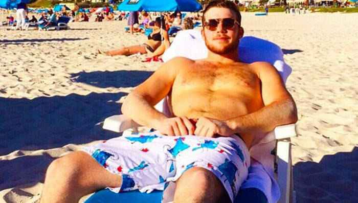 25 Sexy Shots of Cooper Helfet to Tackle Your #MCM Needs!