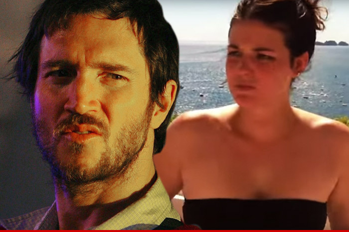 Red Hot Chili Peppers -- Ex-Guitarist's Wife Wants $75k In Divorce ... Per Month!!