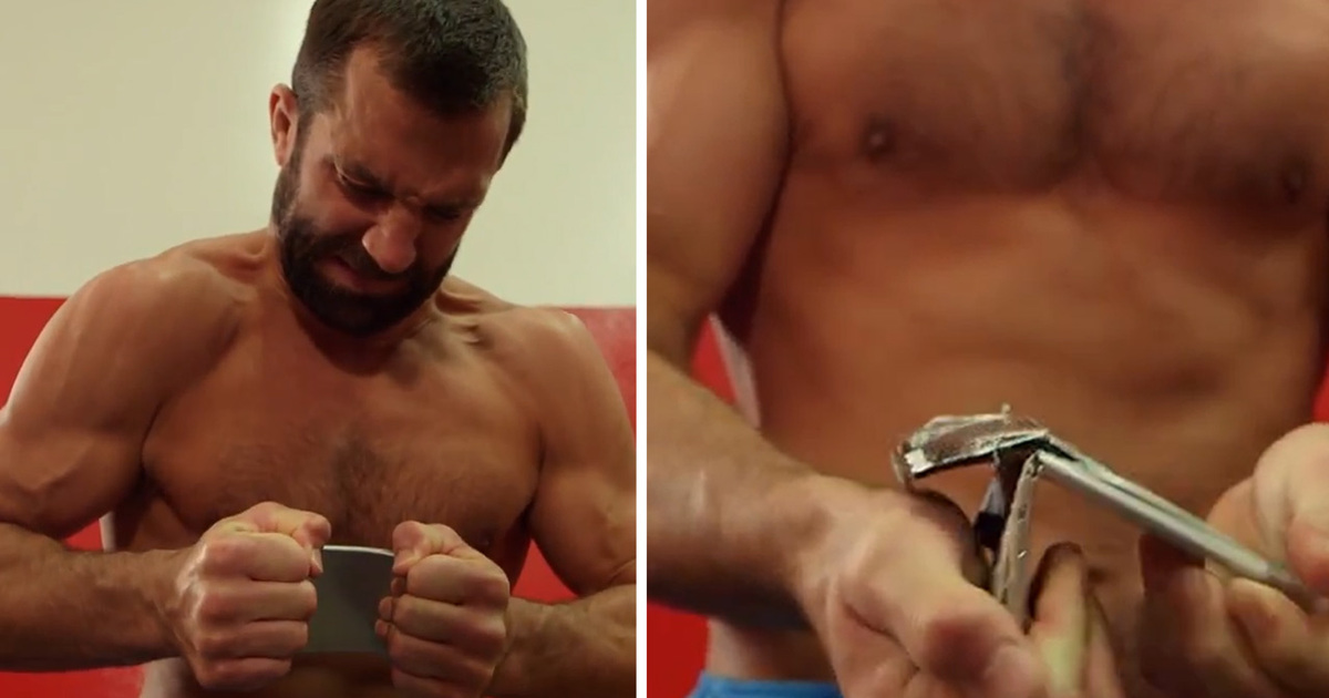 UFC's Luke Rockhold -- MURDERING IPHONES ... With His Bare Hands!!! (VIDEO)