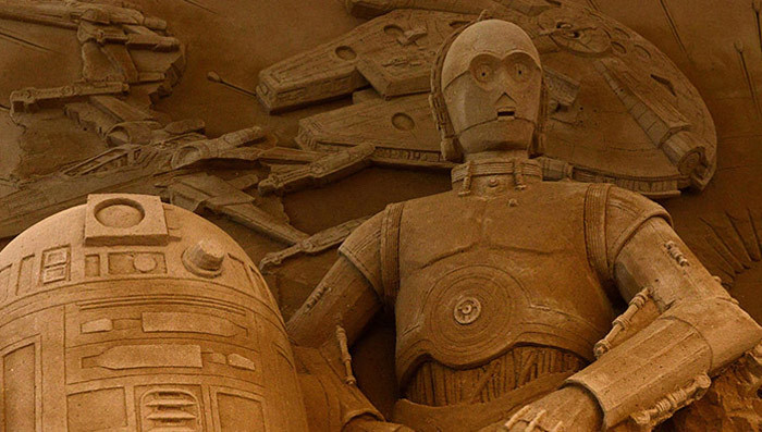 Incredible Star Wars Sand Sculpture -- Tuskan Raiders Approved!