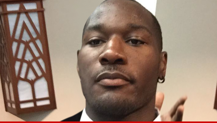 Seattle Seahawks -- Fullback Arrested After Frightening Hit & Run Crash (Photo)