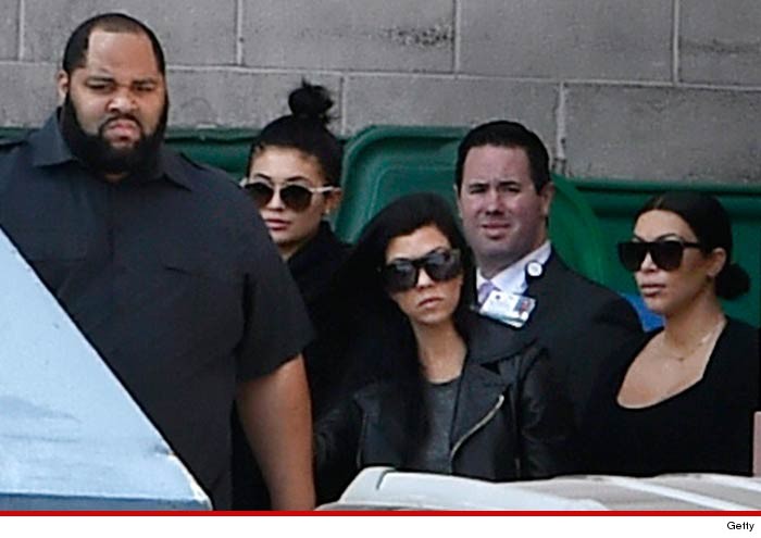 1015-kim-kylie-kourtney-getty-01