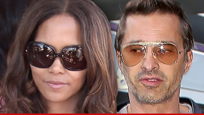 Halle Berry Files for Divorce From Olivier Martinez ... AGAIN!!!