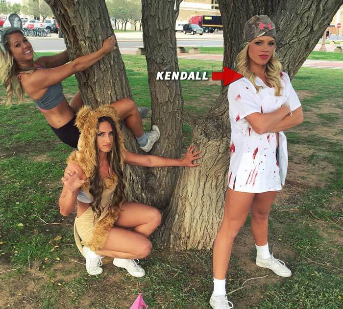 Teen Hunter Kendall Jones -- Check Out My Killer Walter Palmer Costume