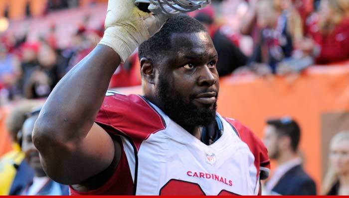 NFL Lineman -- Steps Up Weed Campaign ... Legalize My Pot Farm