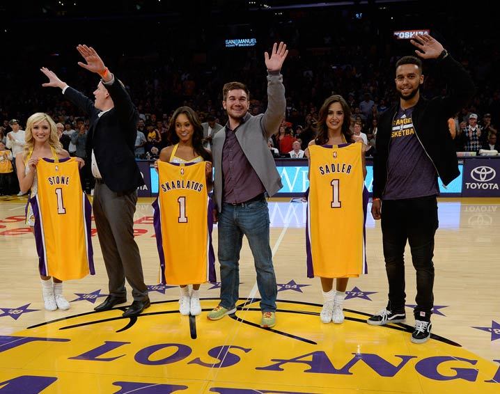 Paris Train Heroes Honored By Lakers ... High Fives from Kobe!