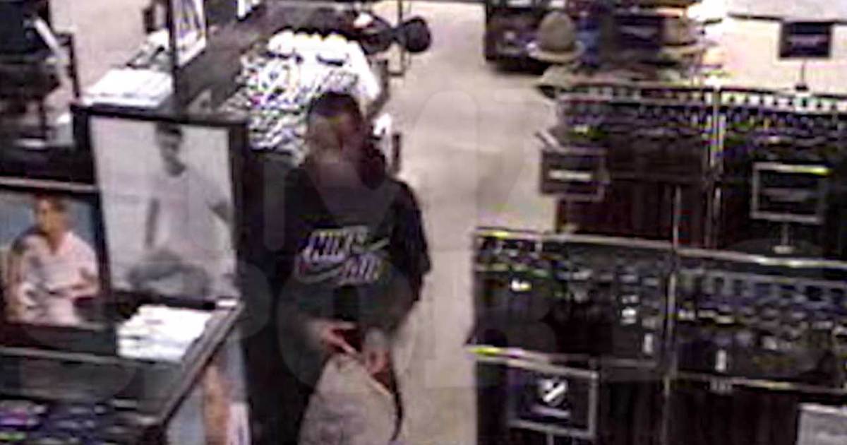 NFL's Joseph Randle -- Video Of Infamous Underwear Theft ... Revealed (VIDEO)
