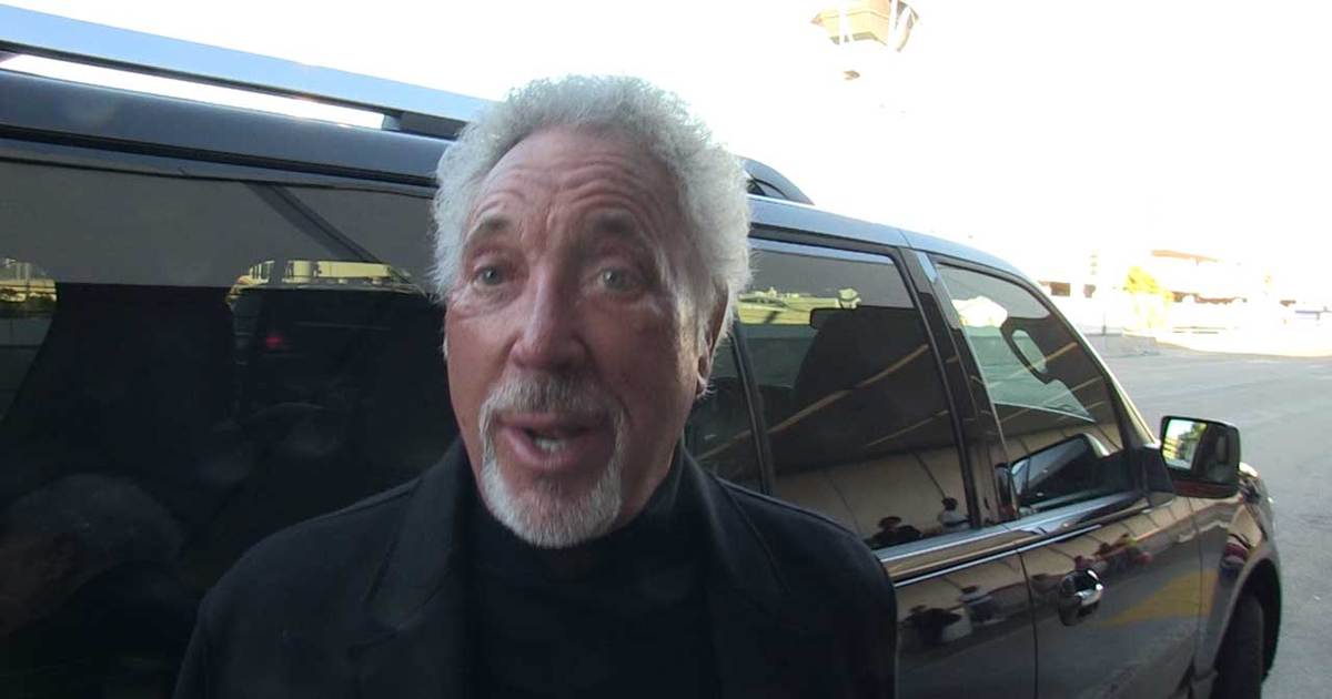 Tom Jones -- I'm Sure I've Got African Roots