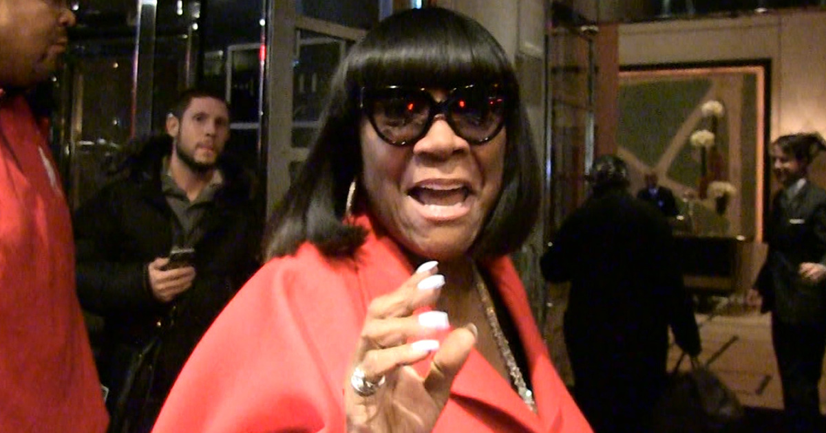 Patti LaBelle -- YouTube Guy's Lovely ... But I'm the Brains Behind My Sweet Potato Pie!