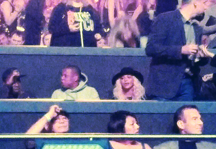 Jay Z and Beyonce -- The Queens Collide At Britney Spears' Show