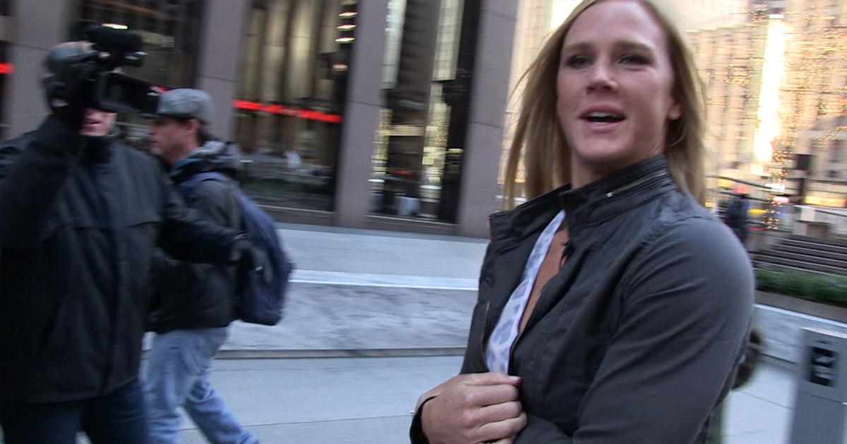 Holly Holm -- Ronda's Not On My Xmas List ... But We Can Be Friends (VIDEO)
