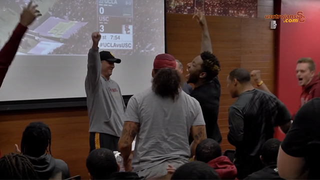 USC's Clay Helton -- Players Go Crazy for Coach ... During Official Announcement