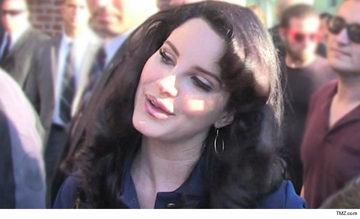 1202-lana-del-rey-tmz-01