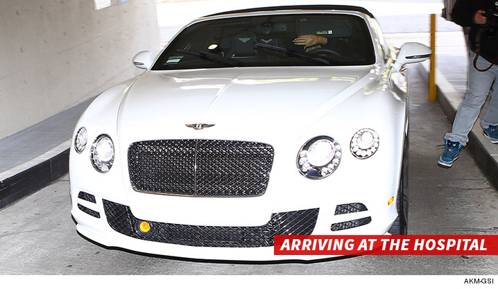 1205-sub-khloe-visits-kim-akm-02