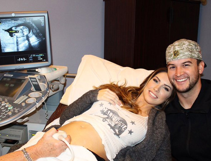 Katherine Webb -- I'M PREGGO!!!