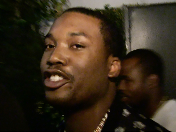 Meek Mill -- The D.A.'s Out To Get Me ... I Didn't Cheat My Pee Test