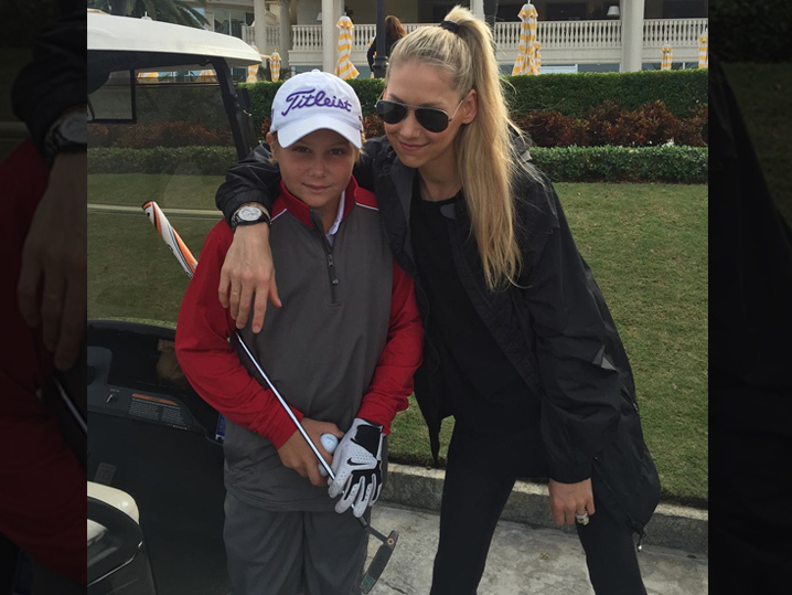 Anna Kournikova -- Ringer for Married Woman