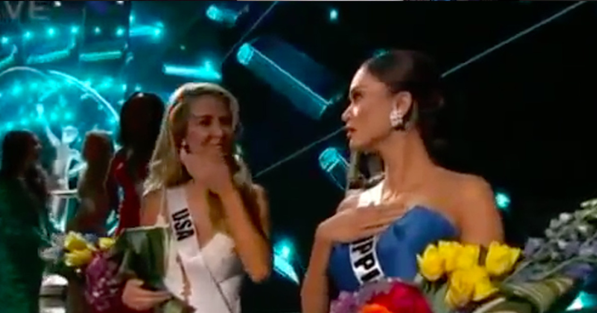 Steve Harvey -- BOTCHES MISS UNIVERSE ... Announces Wrong Winner!