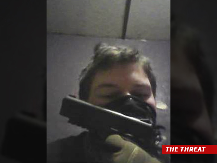 'Star Wars' Arrest -- Angry Fan's Threatening Gun Photo