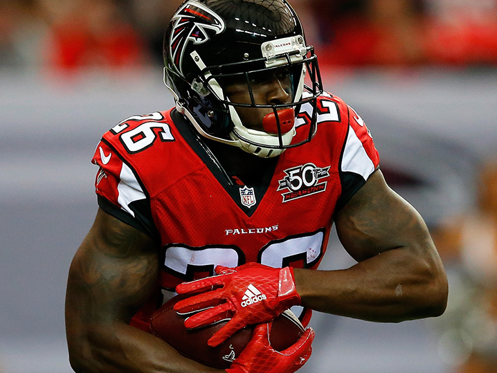 ATL Falcons RB -- Injured In the Shower ... Possible Concussion