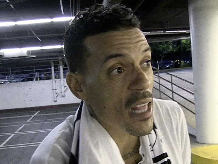 Matt Barnes -- Rihanna's A Liar ... Derek Fisher's A Snitch ... BUT HAPPY NEW YEAR!!