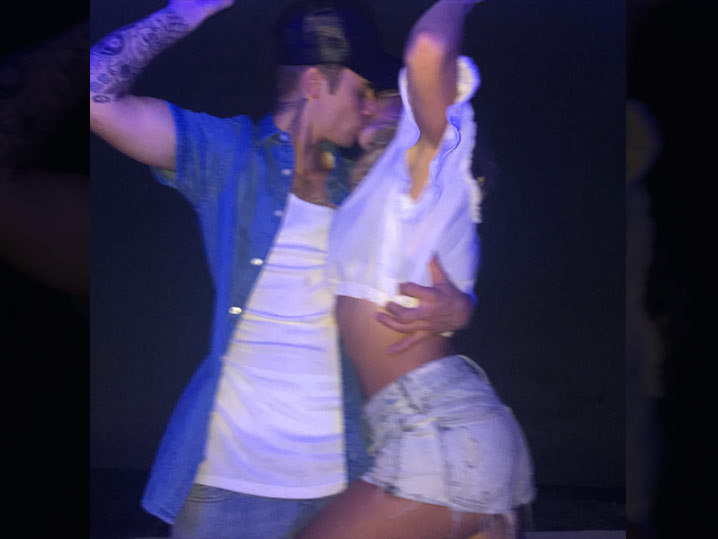 Justin Bieber, Hailey Baldwin -- We're Not Coming Up for Air (PHOTO)