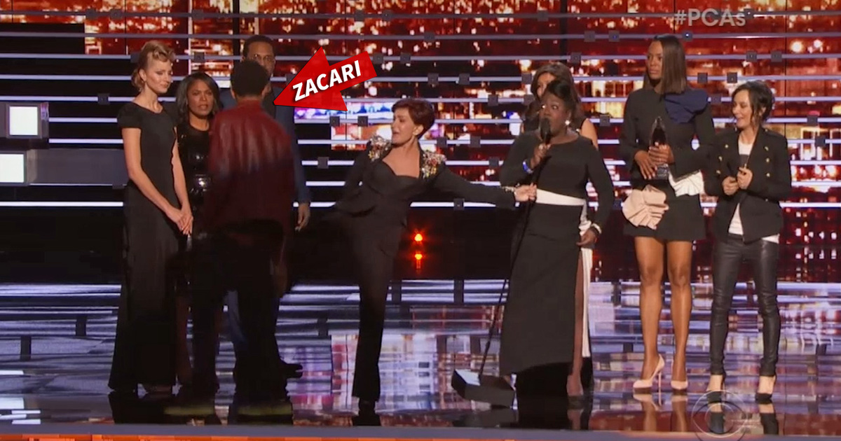 People's Choice Awards -- Stage Crasher Gets Ass-Kicking from Sharon Osbourne (VIDEO)