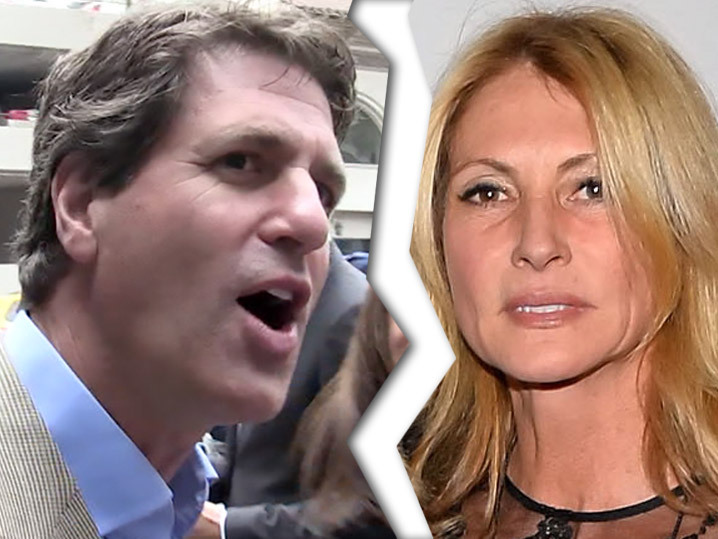 'Modern Family' Creator Steve Levitan -- Mysterious Divorce