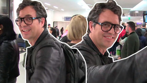 Sidebar TMZ TV Clips 3