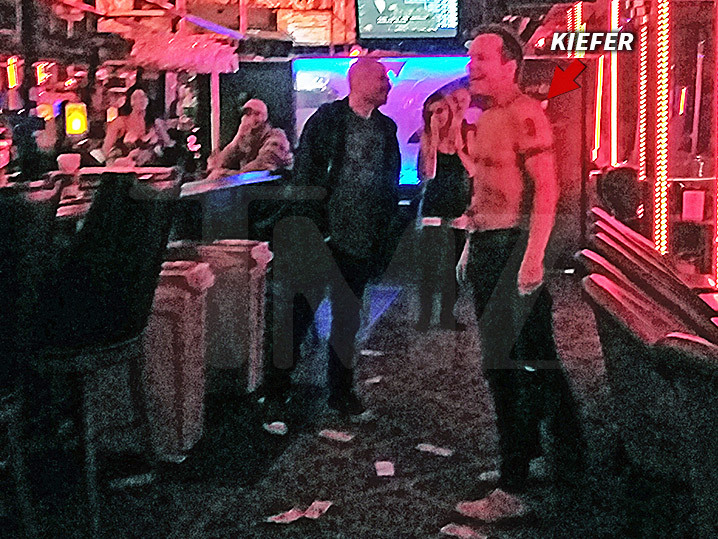 Kiefer Sutherland -- Anybody Want a Lap Dance?